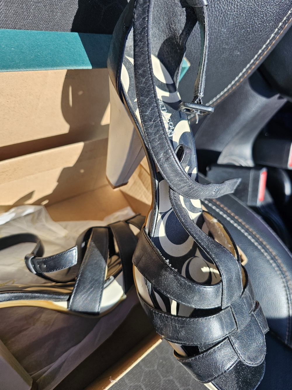Kenneth Cole Reaction Black Strappy Block Heel Sandals